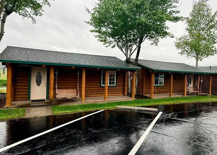 Creek Lodge *