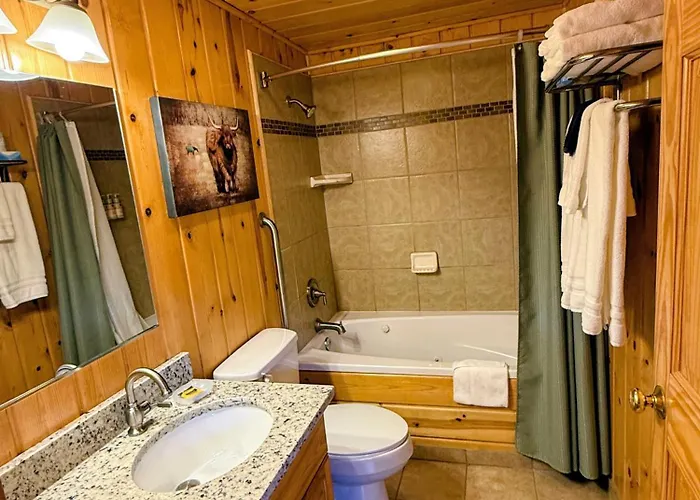 Creek Lodge